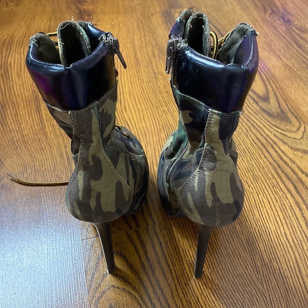 🌷 Camouflage 🌷 Camo Lace Up Stiletto Boots - Picture 4 of 9